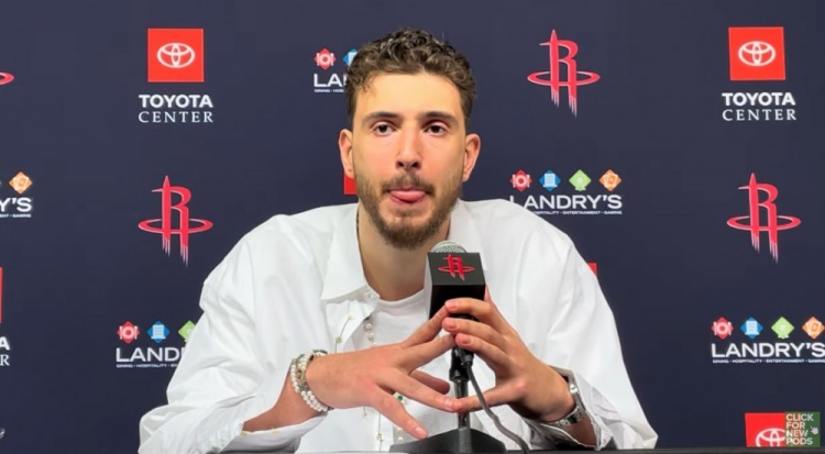 天天斗地主-申京：每场我都要以全明星和场上最佳球员的标准要求自己！