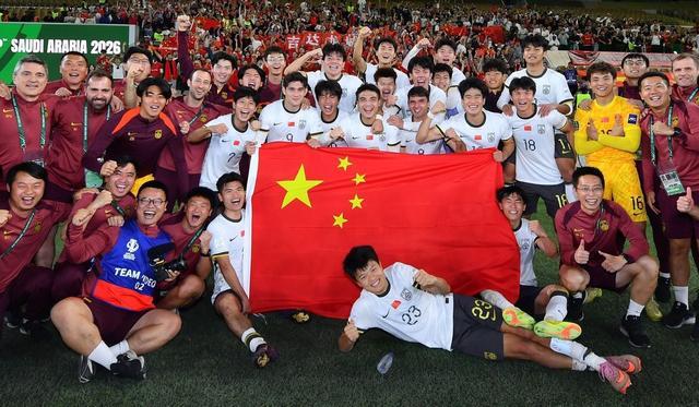 天天斗地主-北青：安东尼奥在队风队纪方面很严，备战期间禁止球员点外卖